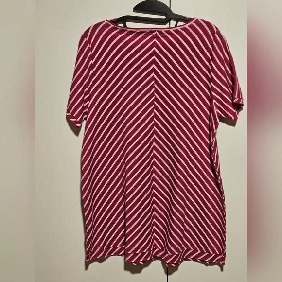 Soft Surroundings Fushia Striped Short Sleeve Tee Size Medium - Picture 4 of 14